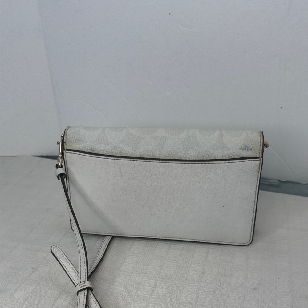 Coach Anna Foldover Clutch Crossbody Bag in Signature Canvas. - Picture 4 of 11